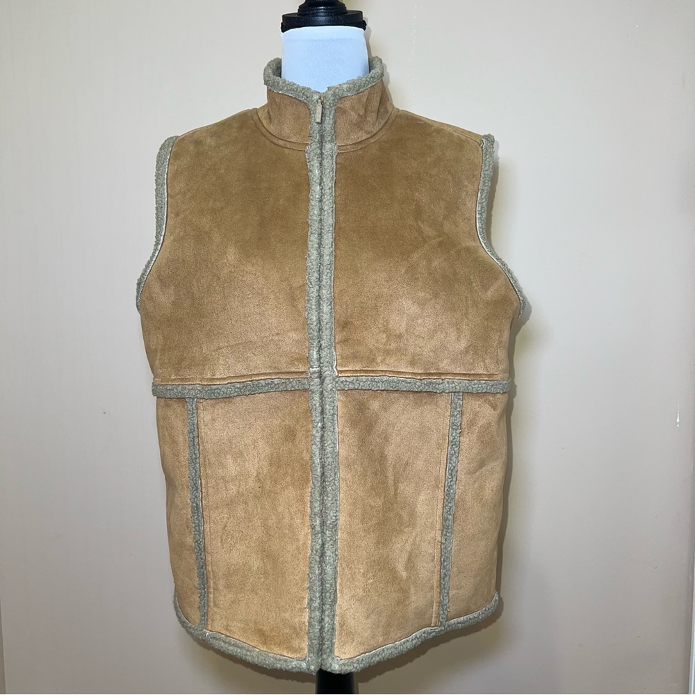 Casual Options Women's Casual Western Tan & Sherpa Soft Zip Up Vest. Size Med